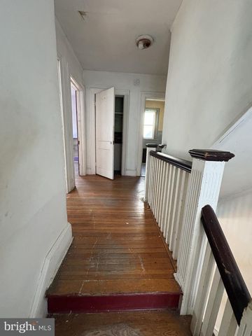 21 S WESTFIELD AVE, Trenton, NJ 08618