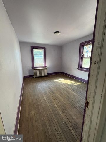 21 S WESTFIELD AVE, Trenton, NJ 08618