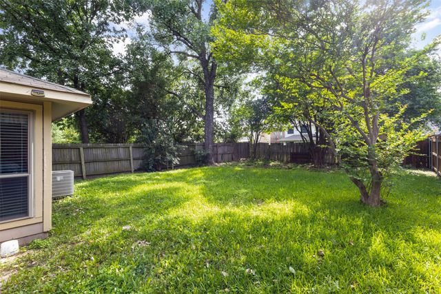 704 Meadowcreek Court, Garland, TX 75043