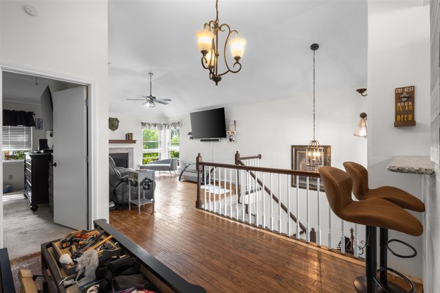 704 Meadowcreek Court, Garland, TX 75043