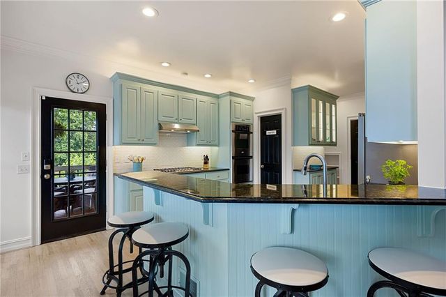 5742 Brookstone Drive NW, Acworth, GA 30101