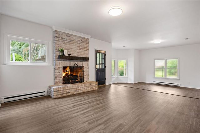 5742 Brookstone Drive NW, Acworth, GA 30101