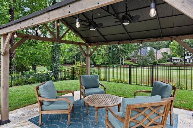 5742 Brookstone Drive NW, Acworth, GA 30101
