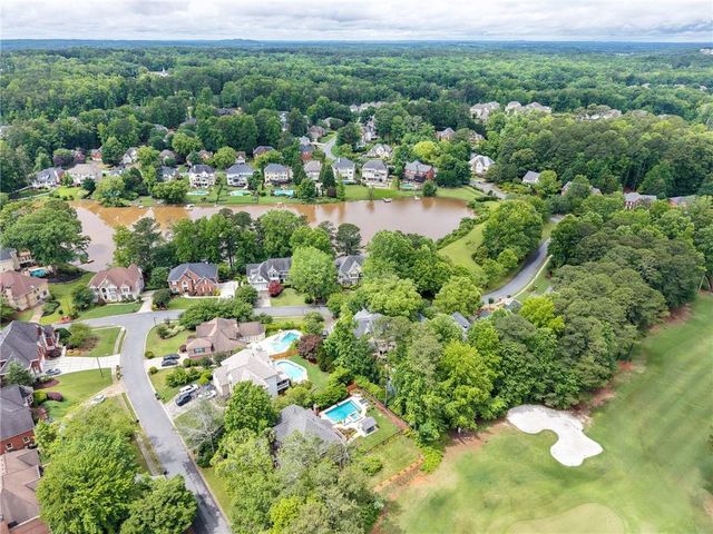 5742 Brookstone Drive NW, Acworth, GA 30101