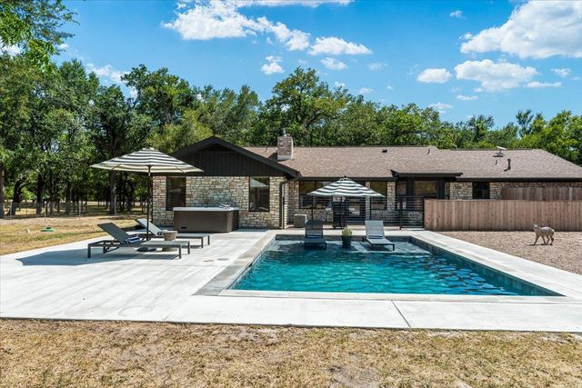 10226 Parsons RD, Manor, TX 78653