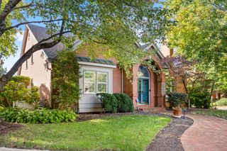 1820 St Ives Circle, Lexington, KY 40502