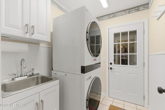 557 FEATHER OAKS Court, Orange Park, FL 32073