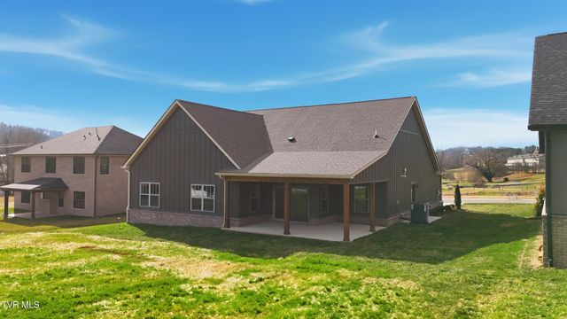 20 Glaze Farm Way, Johnson City, TN 37601