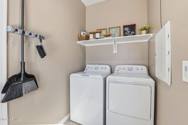 3350 W SPAULDING Avenue, Apache Junction, AZ 85120