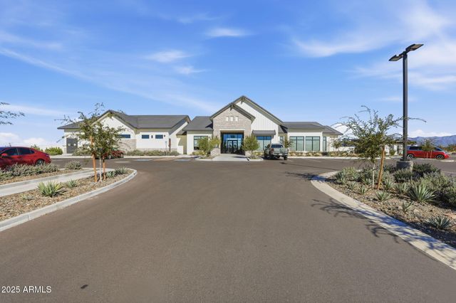 3350 W SPAULDING Avenue, Apache Junction, AZ 85120