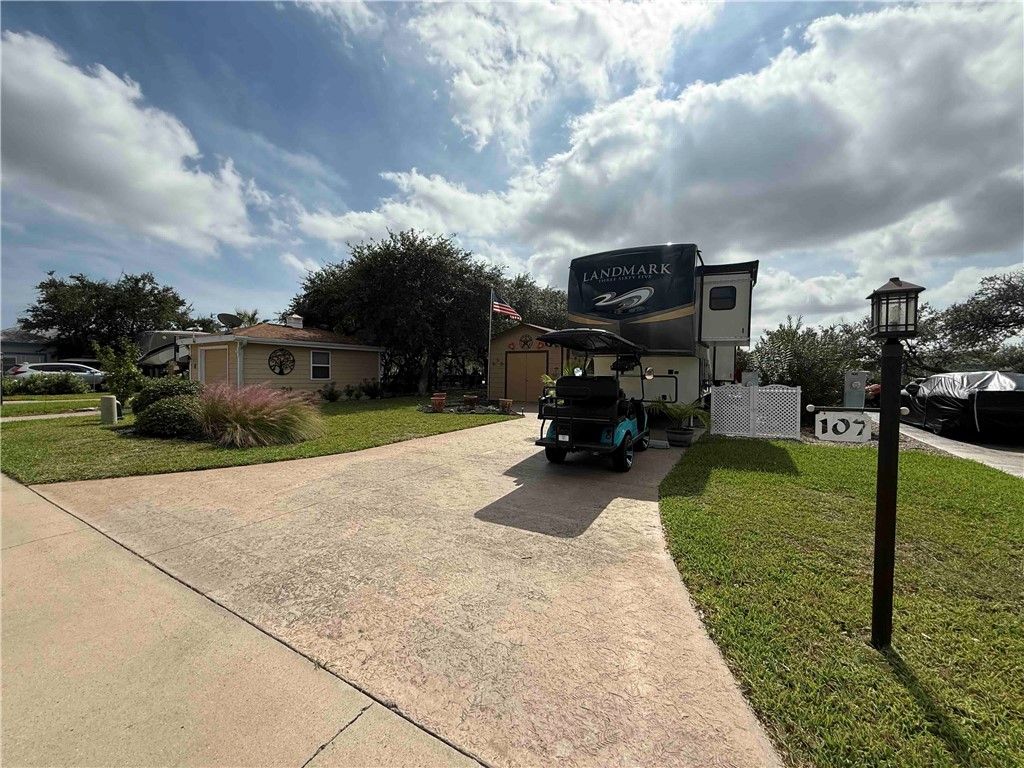 107 Augusta Circle, Aransas Pass, TX 78336 — photo 2