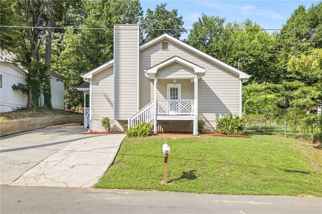 188 Poplar Street, Buford, GA 30518