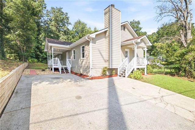 188 Poplar Street, Buford, GA 30518