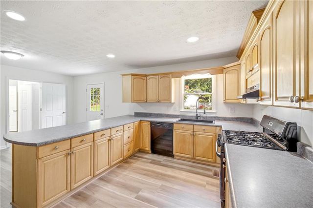 188 Poplar Street, Buford, GA 30518