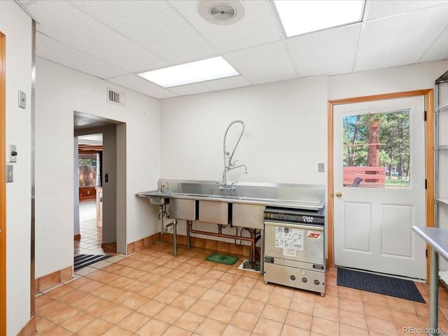 30402 Hilltop Dr, Evergreen, CO 80439
