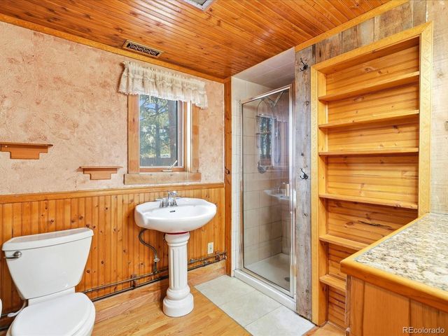 30402 Hilltop Dr, Evergreen, CO 80439