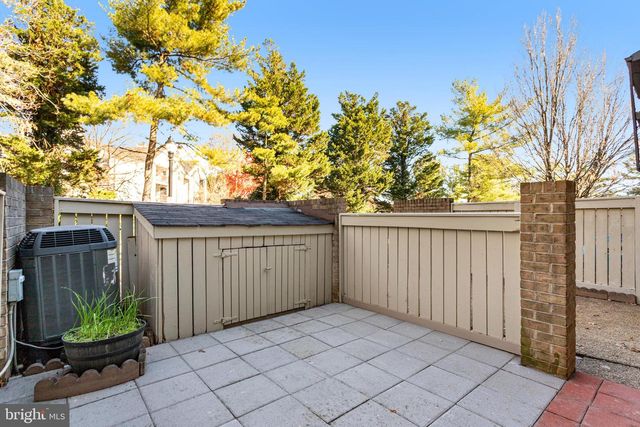 9410 WALBURG WAY, Gaithersburg, MD 20886