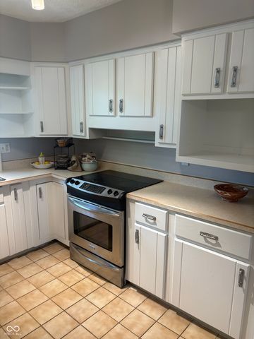 1921 Washington Street, Columbus, IN 47201