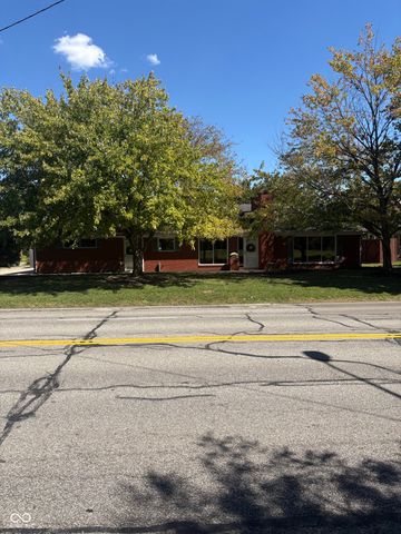 1921 Washington Street, Columbus, IN 47201