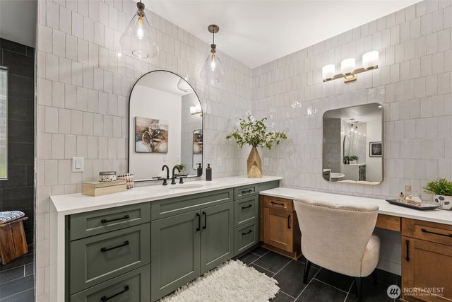 2413 74th Avenue Ct NW, Gig Harbor, WA 98335