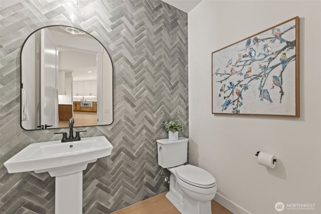 2413 74th Avenue Ct NW, Gig Harbor, WA 98335