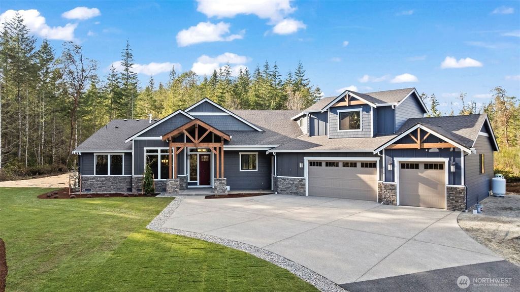 2413 74th Avenue Ct NW, Gig Harbor, WA 98335