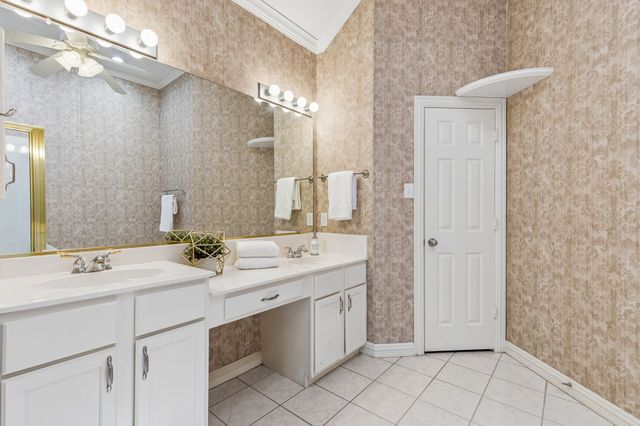 6852 High Field Trail, Plano, TX 75023