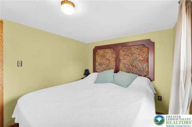 720 North Bishopthorpe, Fountain Hill Boro, PA 18015