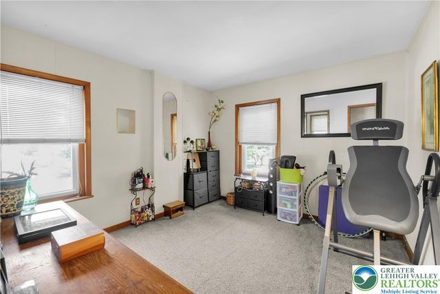 720 North Bishopthorpe, Fountain Hill Boro, PA 18015