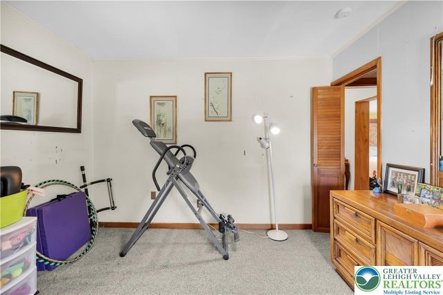 720 North Bishopthorpe, Fountain Hill Boro, PA 18015