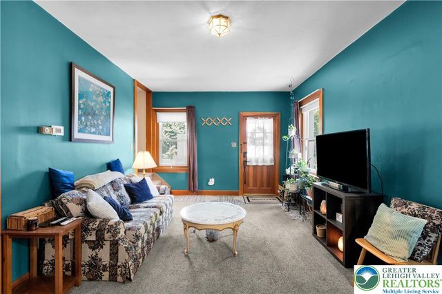 720 North Bishopthorpe, Fountain Hill Boro, PA 18015