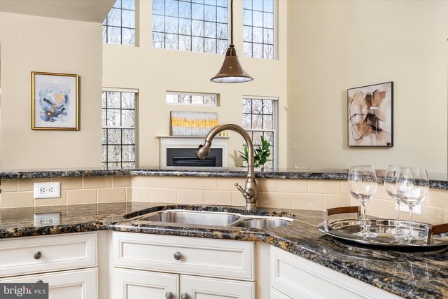 51 MONTE CARLO DR, Hamilton, NJ 08691