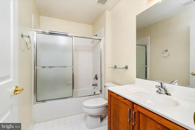 51 MONTE CARLO DR, Hamilton, NJ 08691