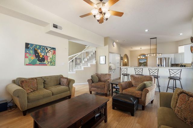 8608 Tierra Alegre Drive NE, Albuquerque, NM 87122