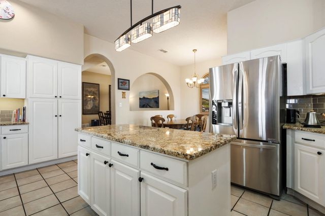 8608 Tierra Alegre Drive NE, Albuquerque, NM 87122