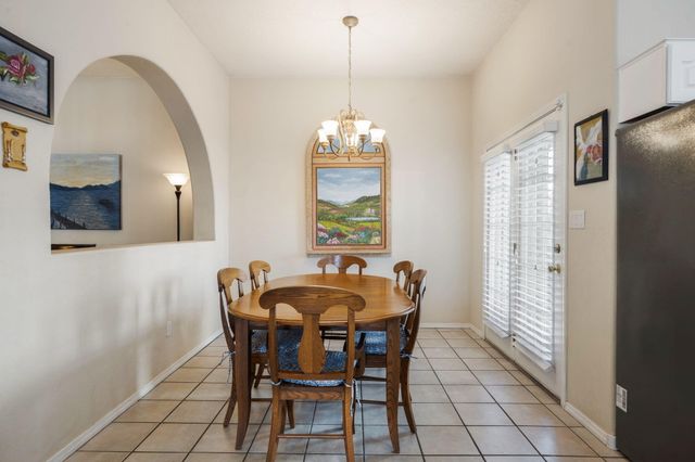 8608 Tierra Alegre Drive NE, Albuquerque, NM 87122