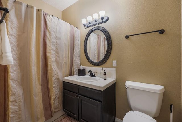 8608 Tierra Alegre Drive NE, Albuquerque, NM 87122