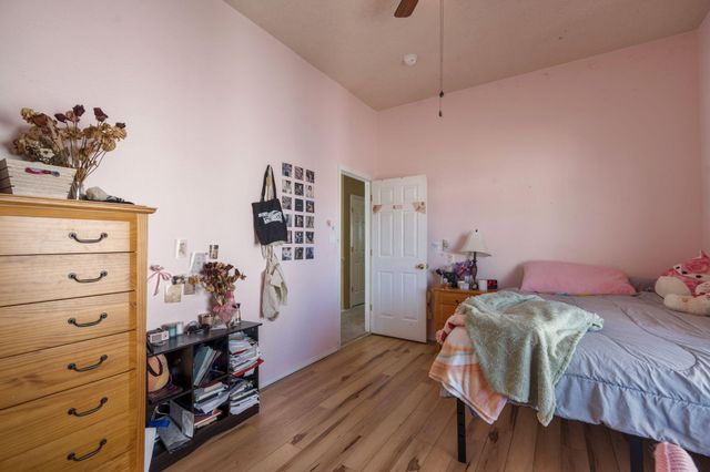 8608 Tierra Alegre Drive NE, Albuquerque, NM 87122