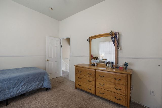 8608 Tierra Alegre Drive NE, Albuquerque, NM 87122