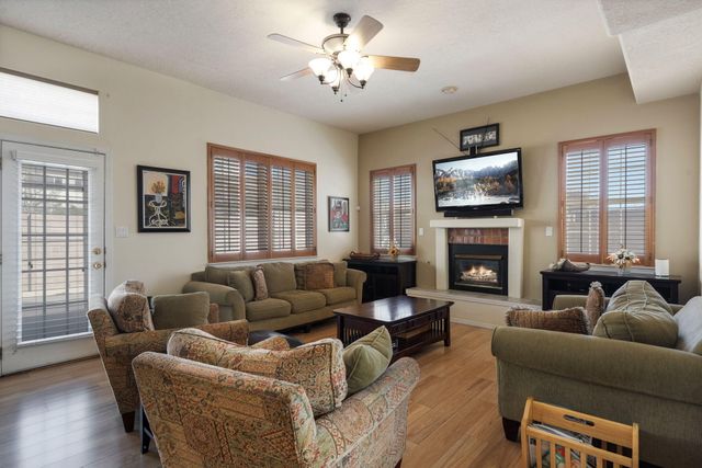 8608 Tierra Alegre Drive NE, Albuquerque, NM 87122