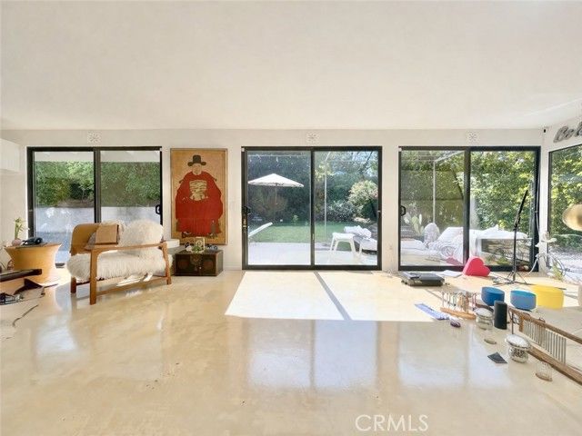 4709 Dunman, Woodland Hills (los Angeles), CA 91364