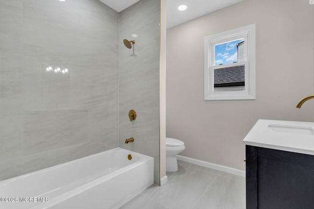 750 Lorraine Drive, Keyport, NJ 07735