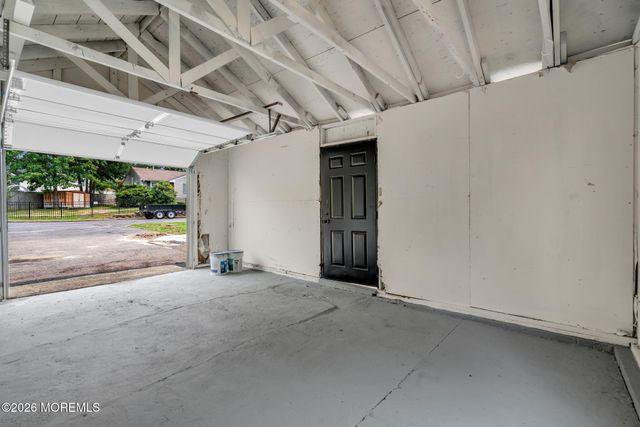 750 Lorraine Drive, Keyport, NJ 07735