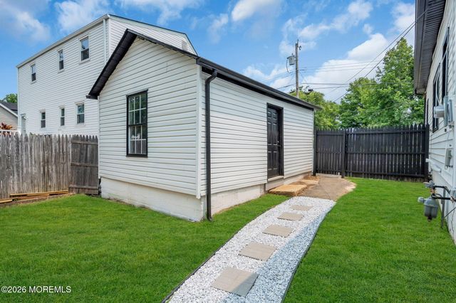 750 Lorraine Drive, Keyport, NJ 07735