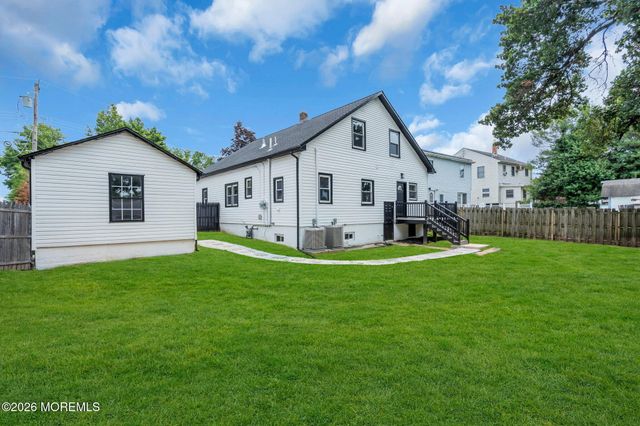 750 Lorraine Drive, Keyport, NJ 07735
