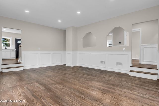 750 Lorraine Drive, Keyport, NJ 07735