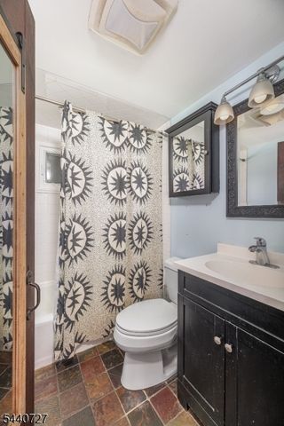 78 Woodlawn Rd, Sparta Twp., NJ 07871