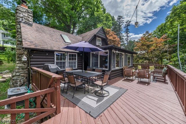 78 Woodlawn Rd, Sparta Twp., NJ 07871
