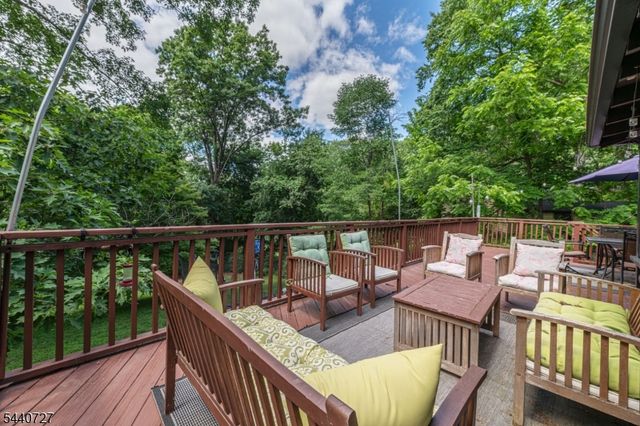 78 Woodlawn Rd, Sparta Twp., NJ 07871
