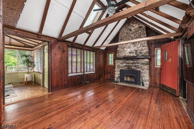 78 Woodlawn Rd, Sparta Twp., NJ 07871